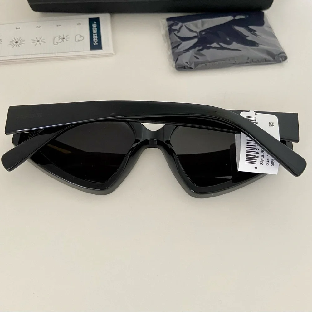 Sportmax Black Cat-Eye Sunglasses